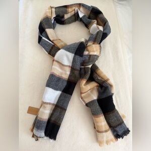 Steve Madden Cozy Warm Plaid Black Tan White Scarf Wrap Shawl O/S